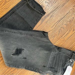 Black ripped skinny jeans